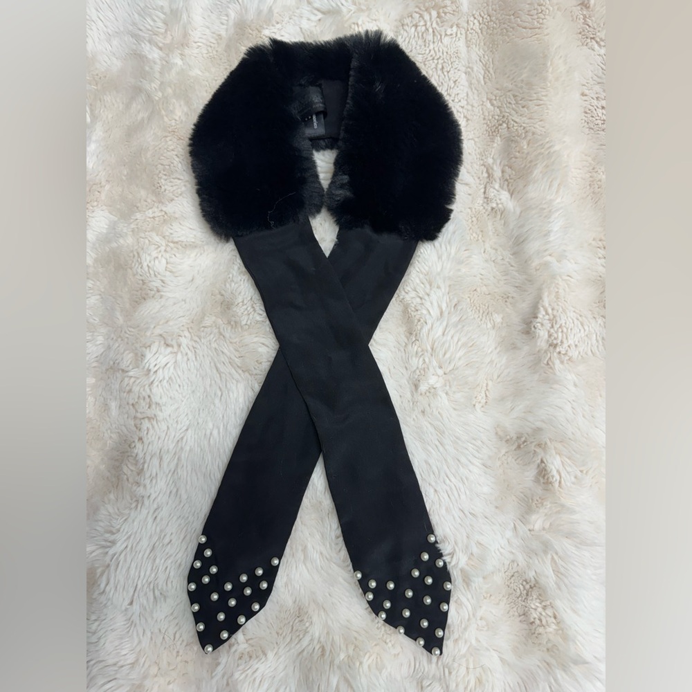 Zara Black Faux Fur Scarf/Necklace w/Pearl-Embellished Ends - Rare Fashion Piece
